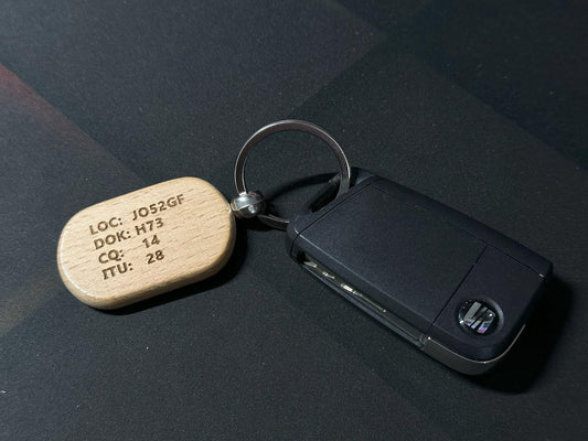 Personalisierter Holz-Schlüsselanhänger für Amateurfunk-Liebhaber mit Rufzeichen